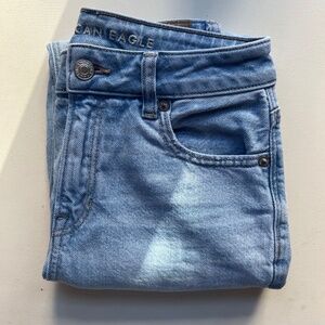 AE strigid mom jeans 0 regular! Like new!!